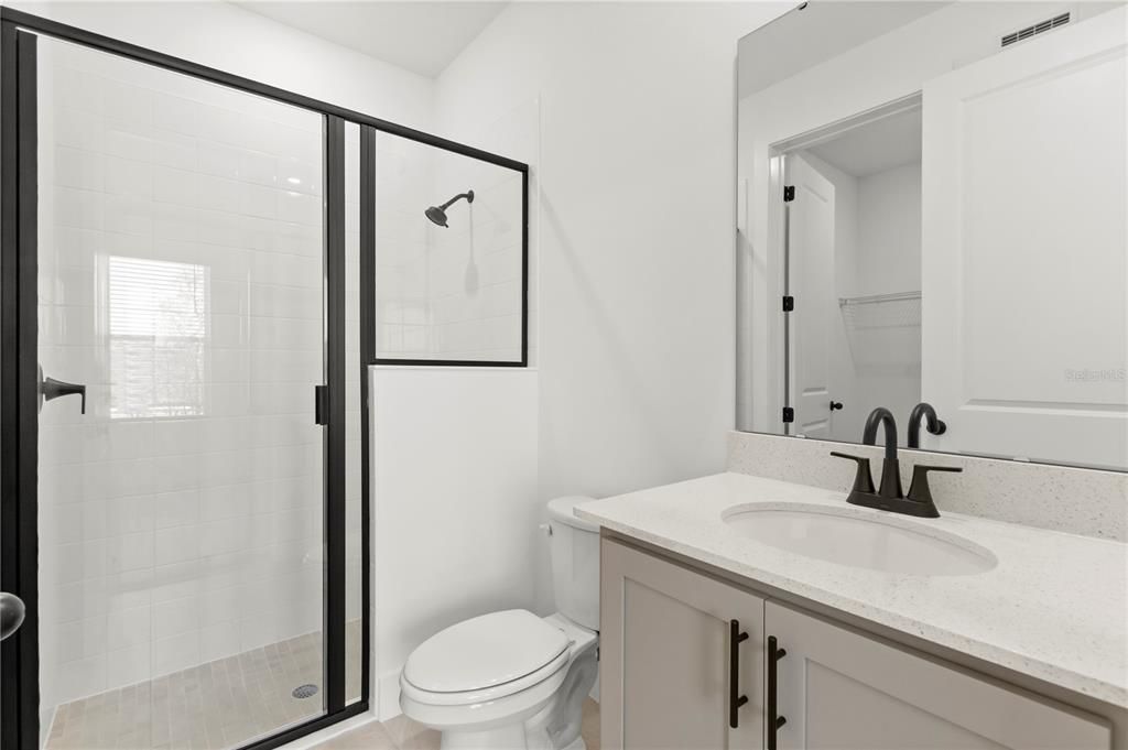 For Rent: $3,300 (3 beds, 3 baths, 1936 Square Feet)