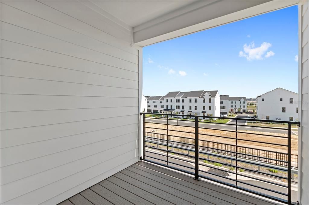 For Rent: $3,300 (3 beds, 3 baths, 1936 Square Feet)