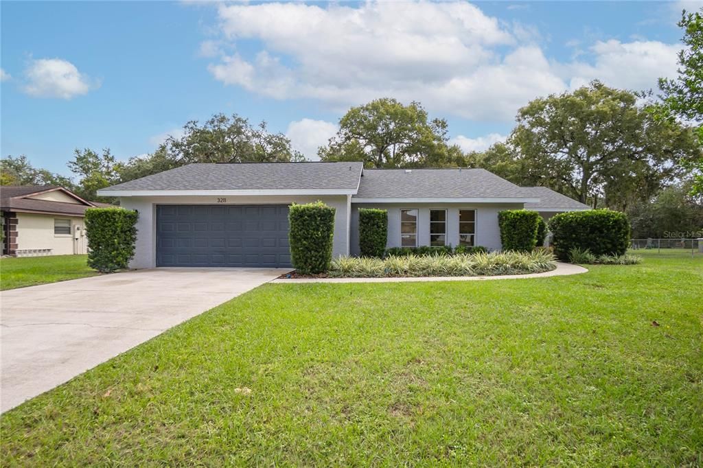 Recently Sold: $340,000 (3 beds, 2 baths, 1593 Square Feet)