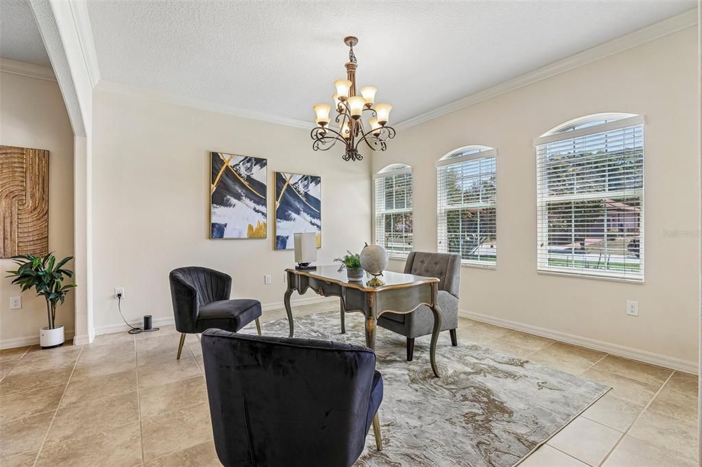 En Venta: $665,000 (5 camas, 3 baños, 3282 Pies cuadrados)