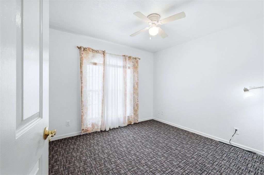 For Sale: $259,000 (3 beds, 2 baths, 1241 Square Feet)