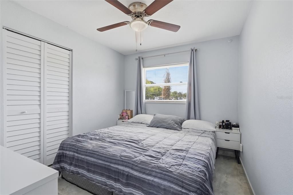 Activo con contrato: $335,000 (3 camas, 1 baños, 936 Pies cuadrados)