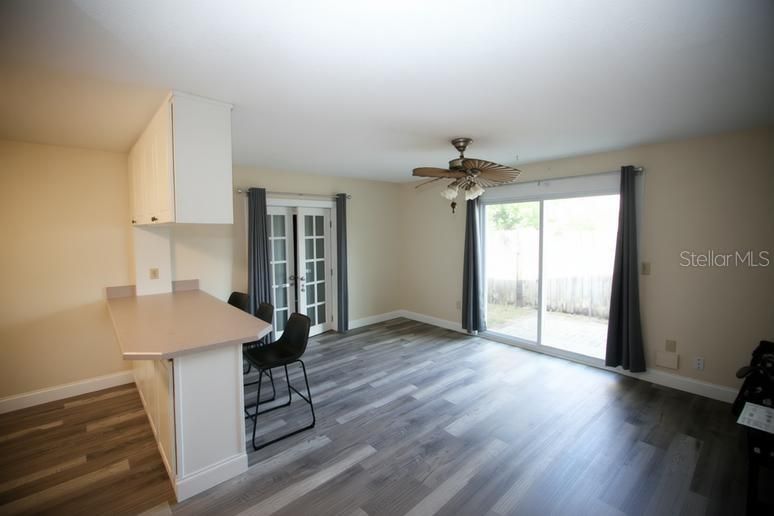 For Sale: $332,900 (3 beds, 2 baths, 1953 Square Feet)