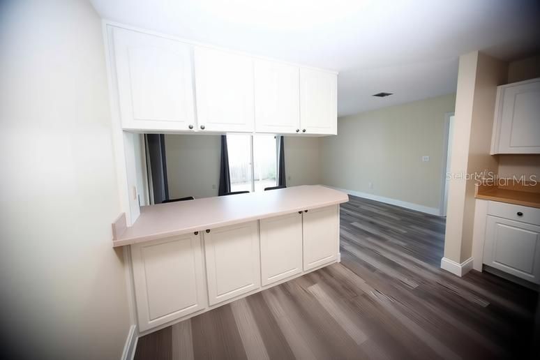 For Sale: $332,900 (3 beds, 2 baths, 1953 Square Feet)