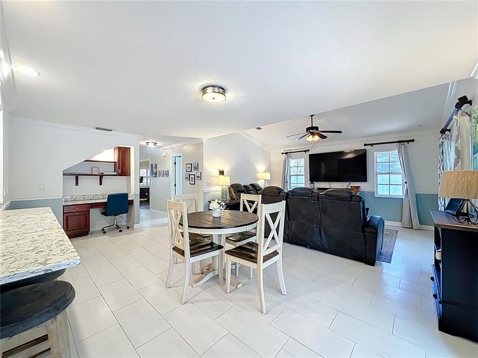 Active With Contract: $599,900 (4 beds, 2 baths, 2889 Square Feet)