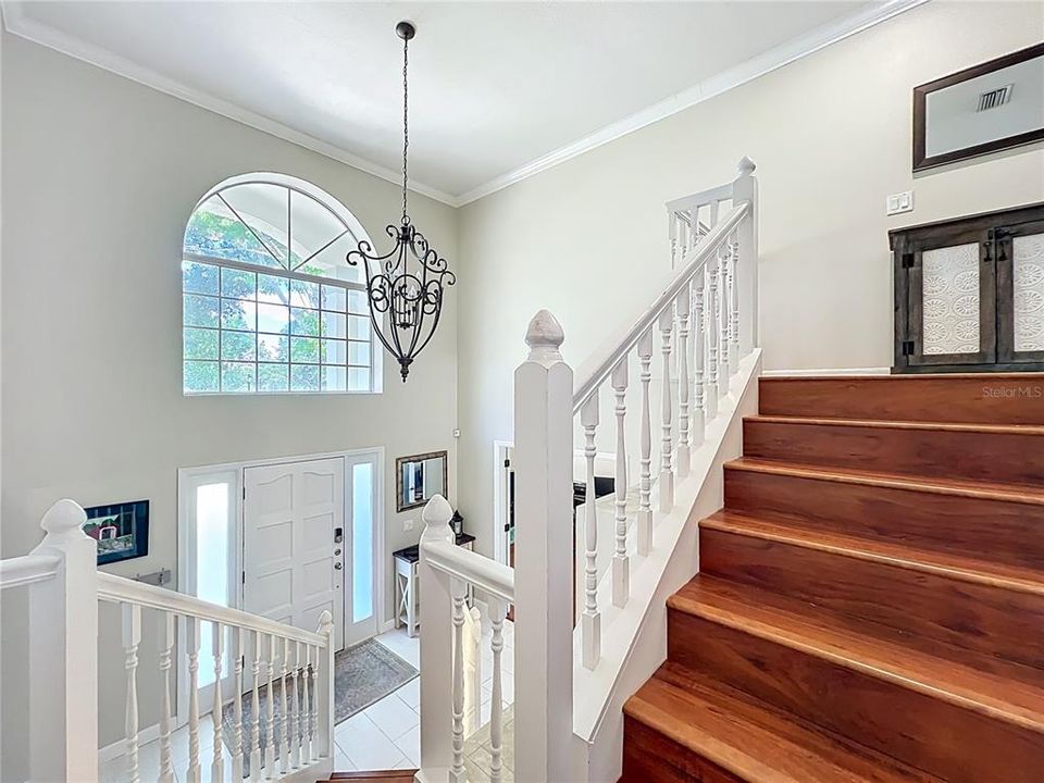 Active With Contract: $599,900 (4 beds, 2 baths, 2889 Square Feet)