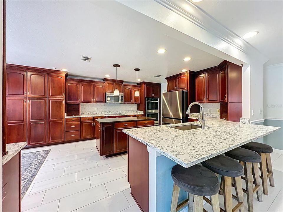 Active With Contract: $599,900 (4 beds, 2 baths, 2889 Square Feet)