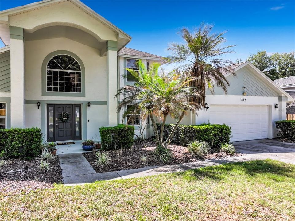 Active With Contract: $599,900 (4 beds, 2 baths, 2889 Square Feet)
