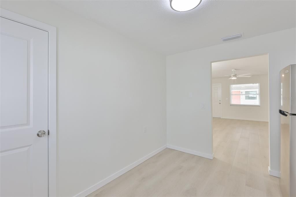 Activo con contrato: $1,097,500 (6 camas, 0 baños, 2400 Pies cuadrados)