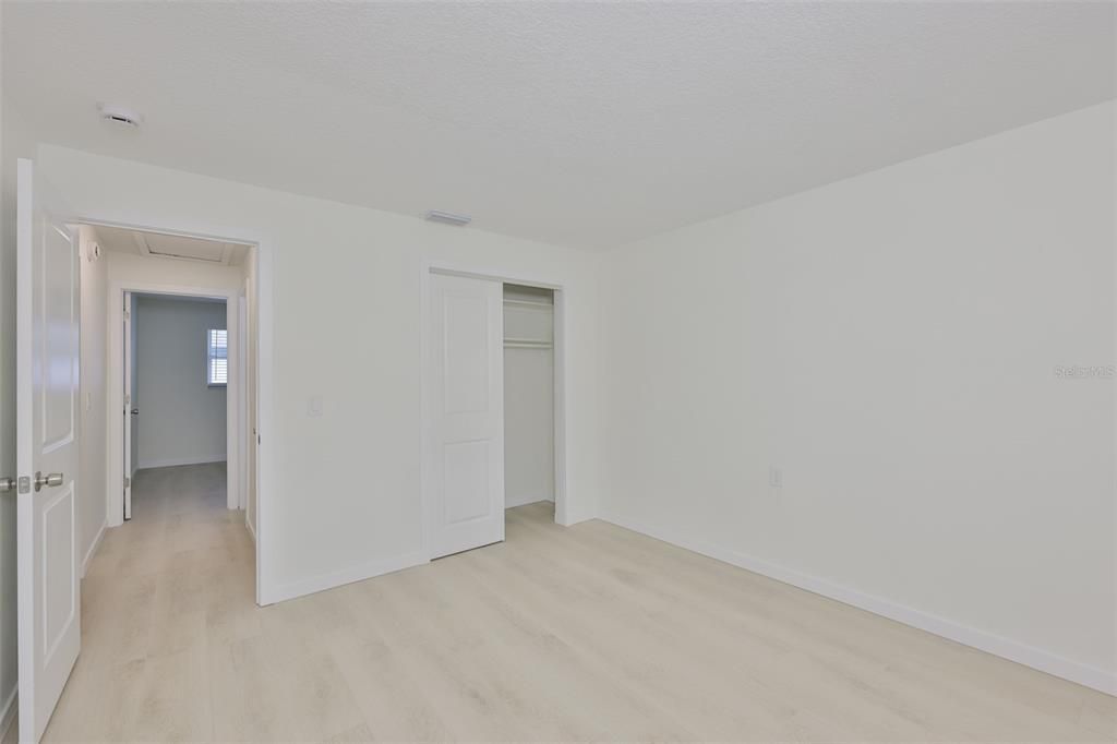 Activo con contrato: $1,097,500 (6 camas, 0 baños, 2400 Pies cuadrados)