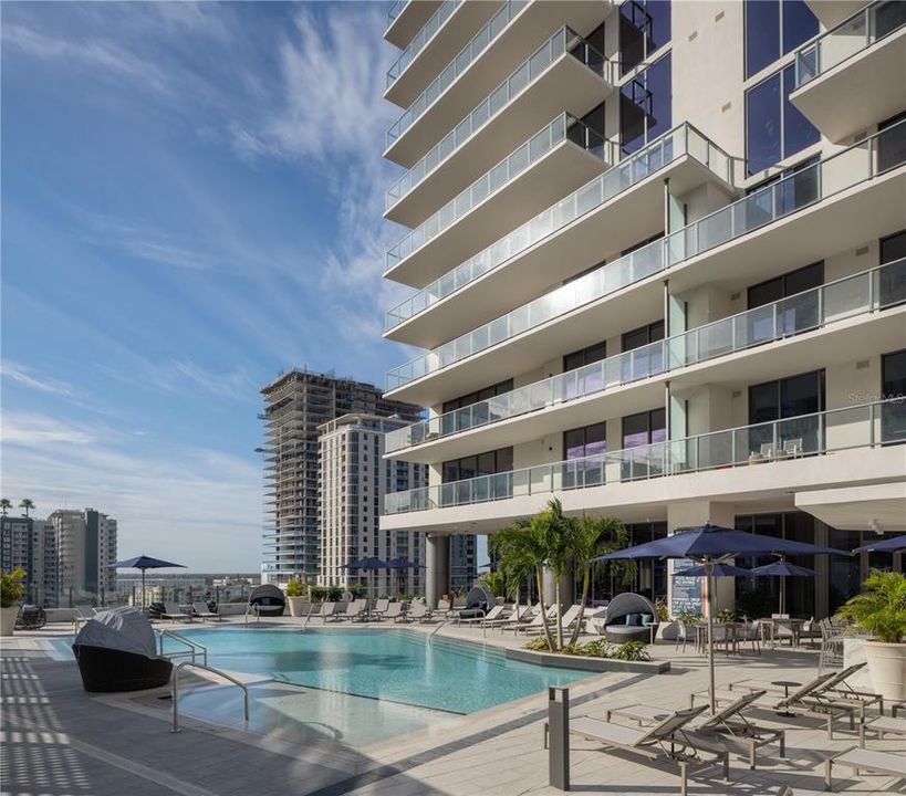 En Venta: $4,999,000 (3 camas, 4 baños, 3157 Pies cuadrados)