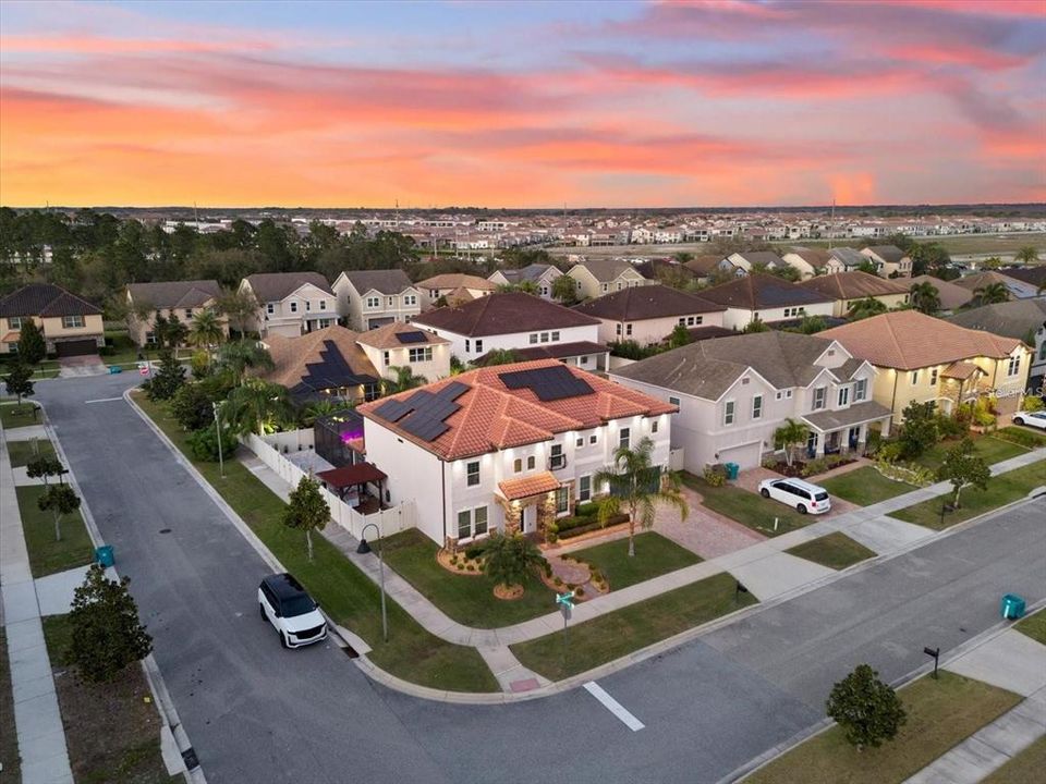 For Sale: $1,499,000 (6 beds, 4 baths, 4377 Square Feet)