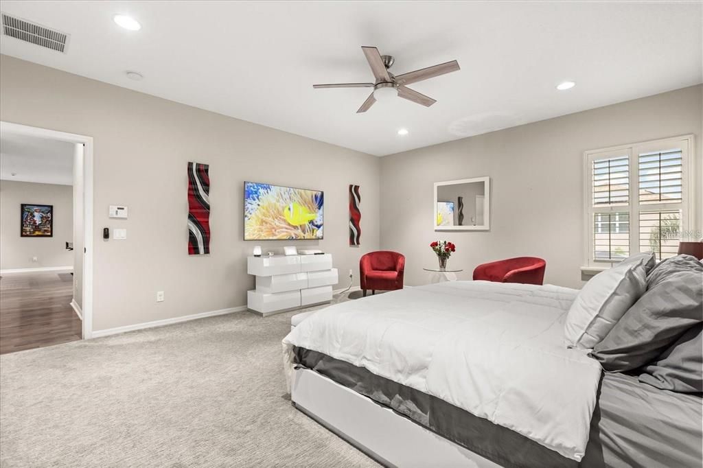 For Sale: $1,499,000 (6 beds, 4 baths, 4377 Square Feet)