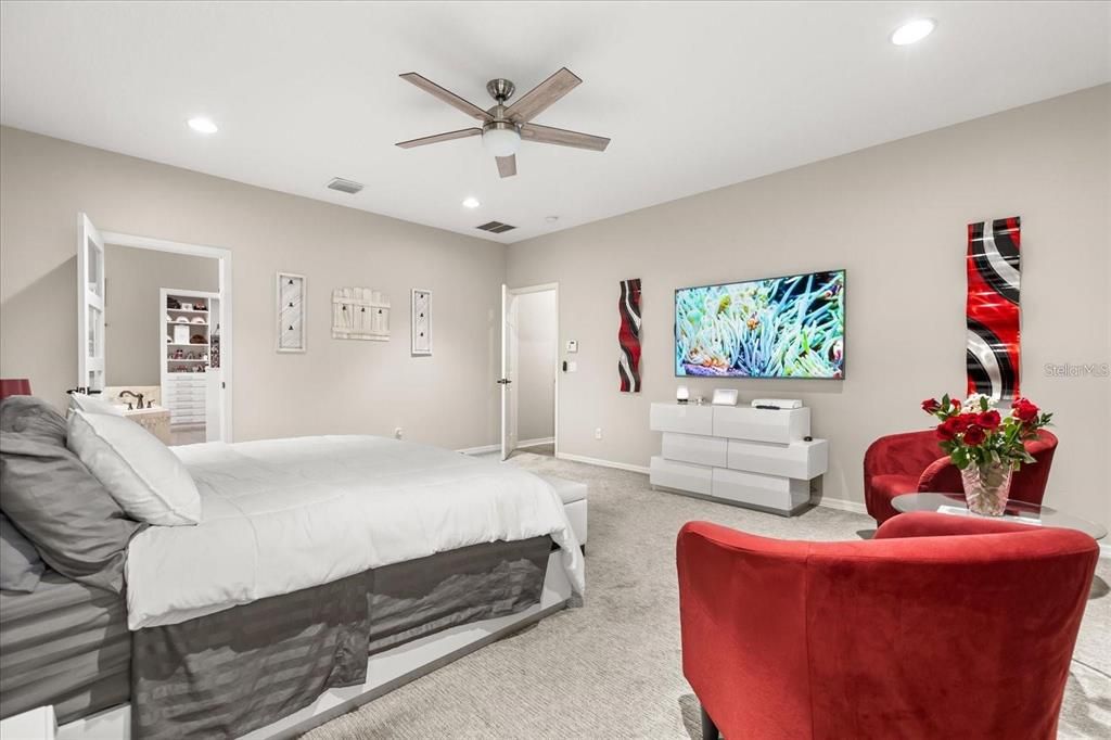For Sale: $1,499,000 (6 beds, 4 baths, 4377 Square Feet)
