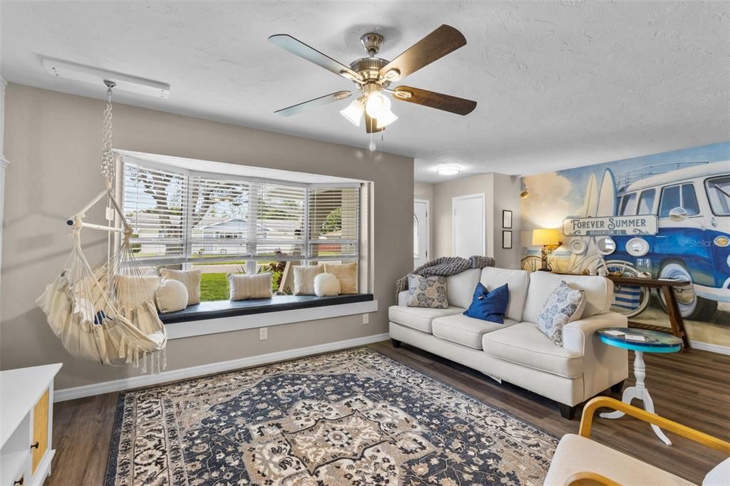 Activo con contrato: $534,900 (4 camas, 2 baños, 1844 Pies cuadrados)