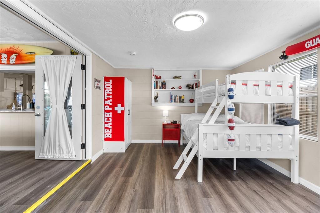 Activo con contrato: $534,900 (4 camas, 2 baños, 1844 Pies cuadrados)