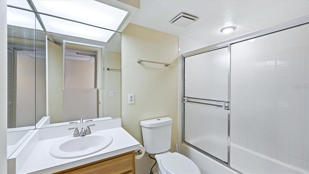 En Venta: $169,900 (1 camas, 1 baños, 786 Pies cuadrados)