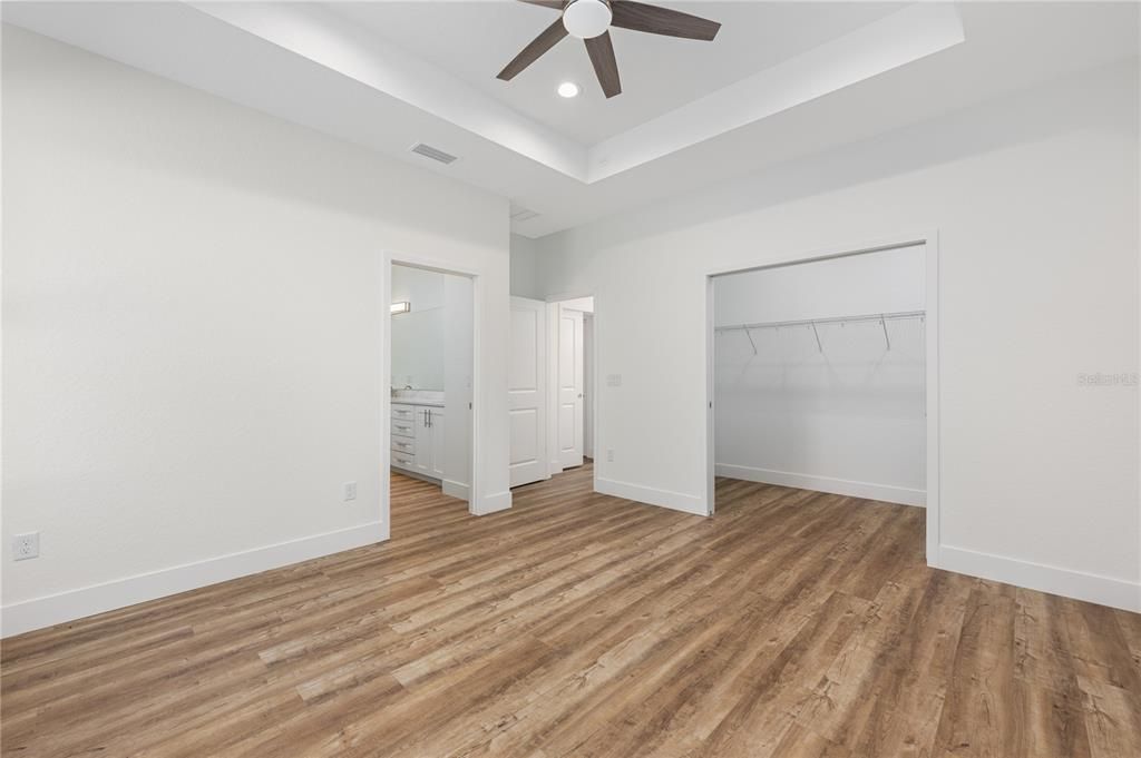 For Sale: $375,000 (3 beds, 2 baths, 1546 Square Feet)