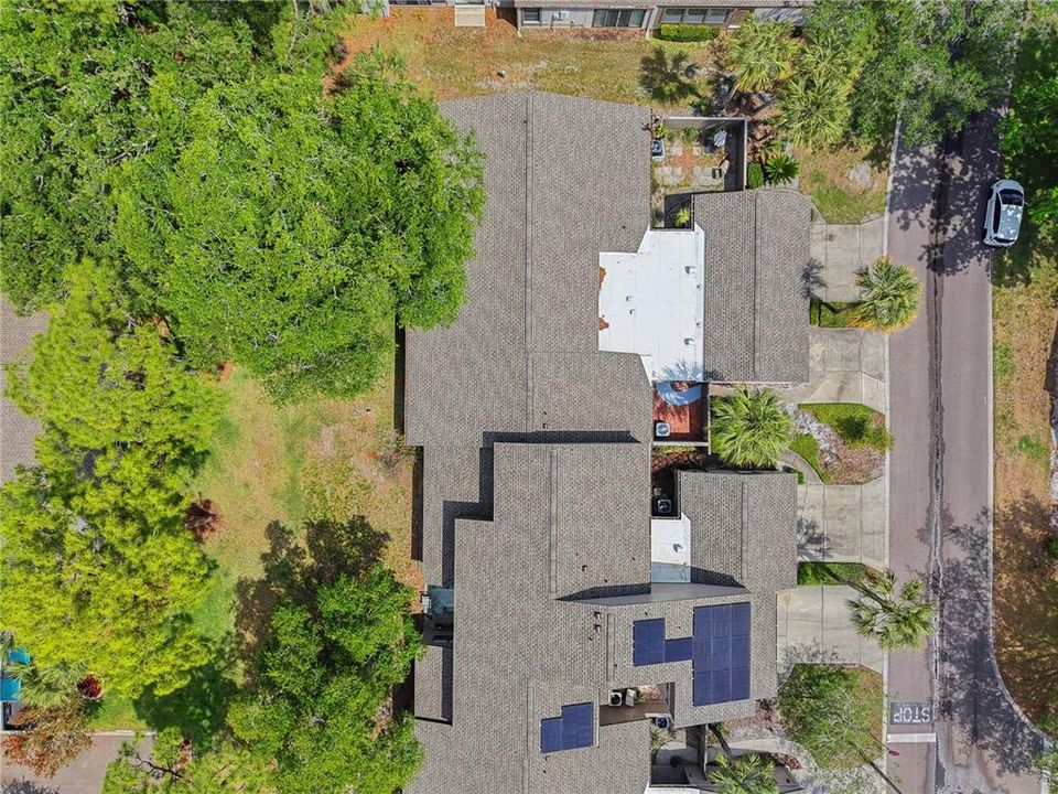 For Sale: $299,900 (2 beds, 2 baths, 1296 Square Feet)