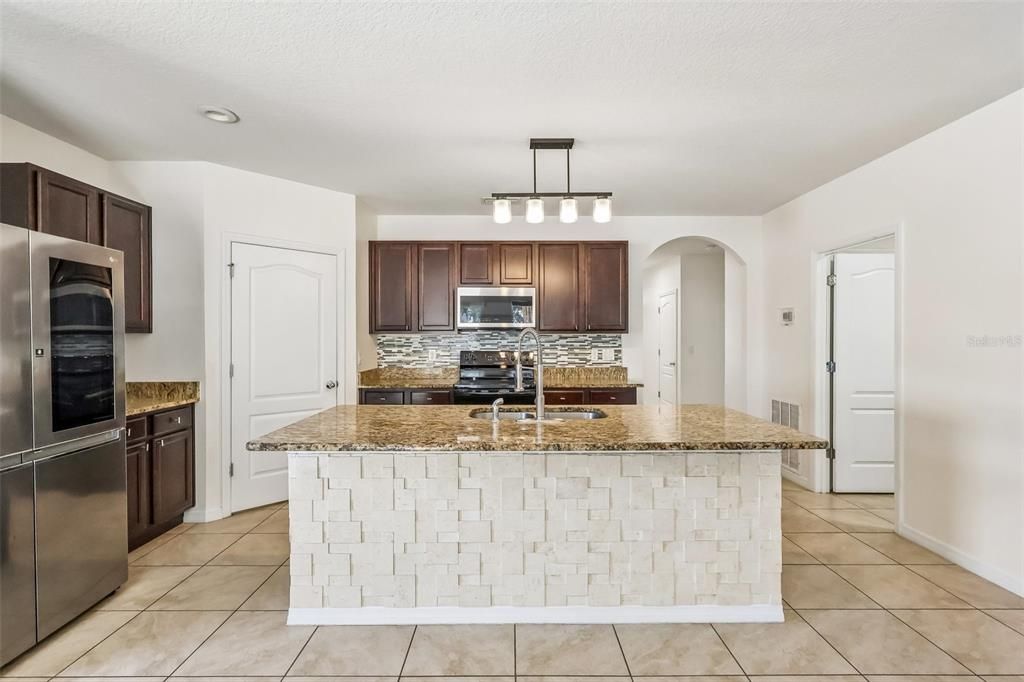 Active With Contract: $290,000 (4 beds, 2 baths, 1767 Square Feet)