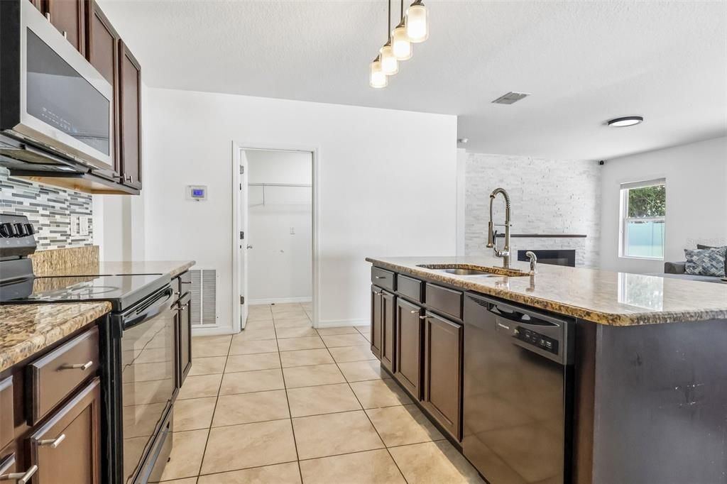 Active With Contract: $290,000 (4 beds, 2 baths, 1767 Square Feet)