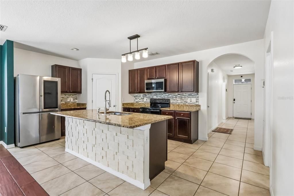 Active With Contract: $290,000 (4 beds, 2 baths, 1767 Square Feet)