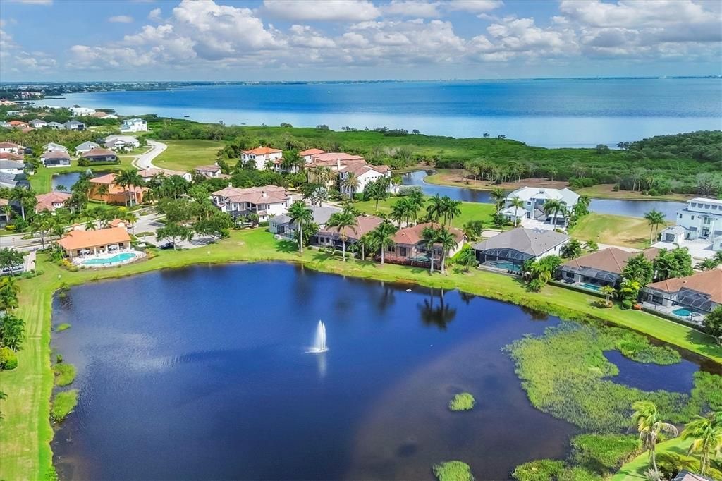 En Venta: $1,300,000 (4 camas, 3 baños, 3213 Pies cuadrados)