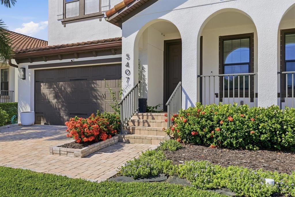 En Venta: $1,300,000 (4 camas, 3 baños, 3213 Pies cuadrados)