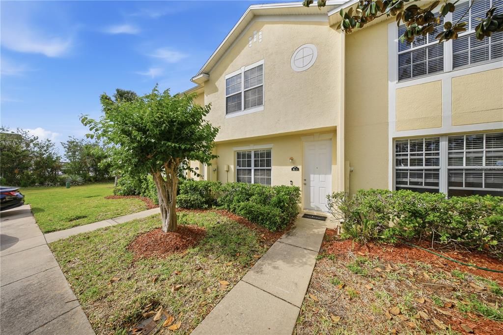 For Sale: $235,000 (3 beds, 2 baths, 1596 Square Feet)