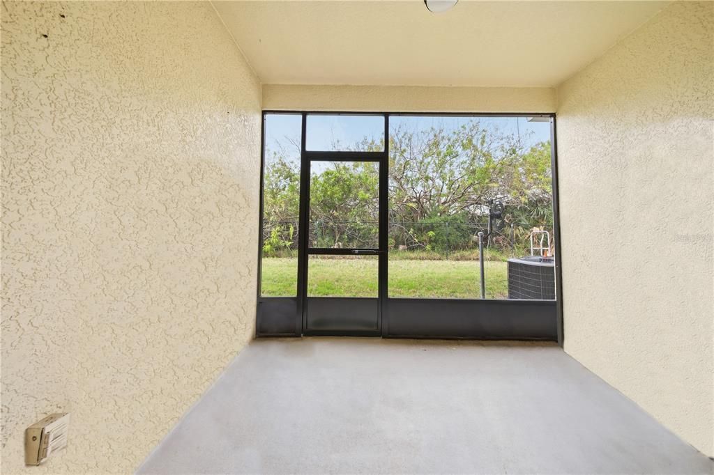 For Sale: $235,000 (3 beds, 2 baths, 1596 Square Feet)
