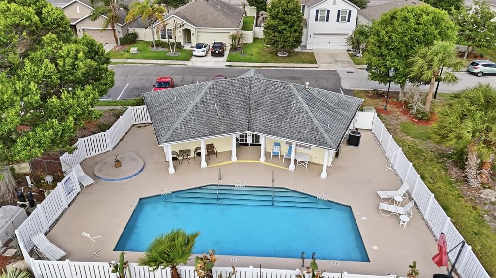 For Sale: $235,000 (3 beds, 2 baths, 1596 Square Feet)