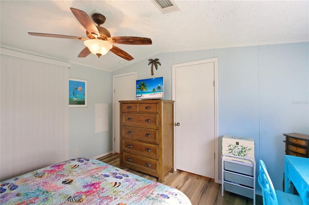 For Rent: $1,700 (2 beds, 2 baths, 960 Square Feet)