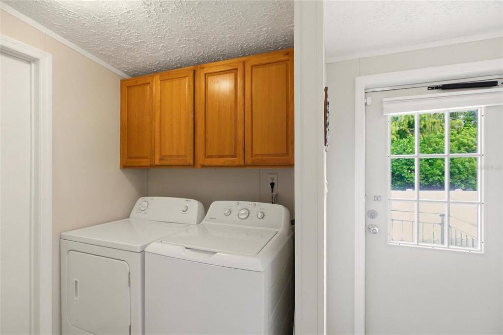 For Rent: $1,700 (2 beds, 2 baths, 960 Square Feet)