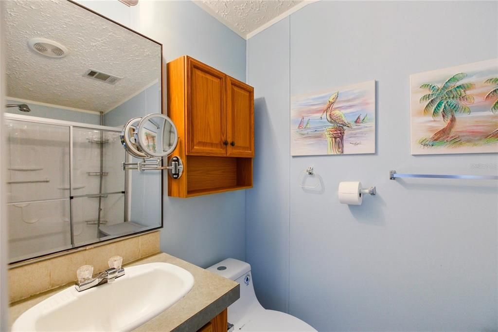 For Rent: $1,700 (2 beds, 2 baths, 960 Square Feet)