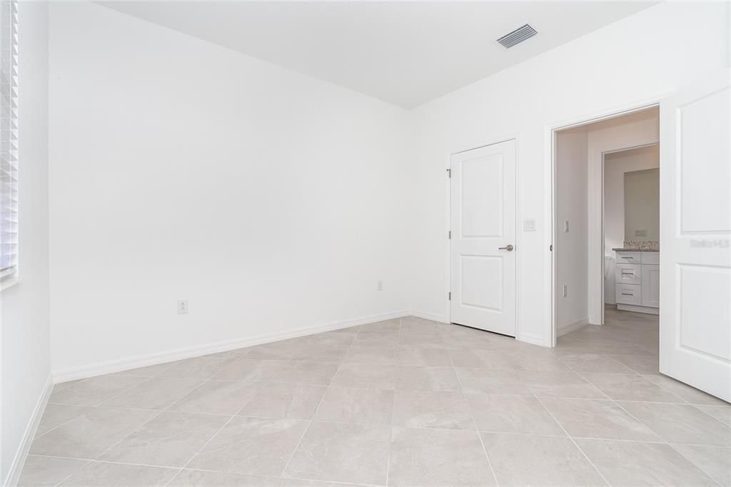 В аренду: $2,400 (3 спален, 3 ванн, 2177 Квадратных фут)