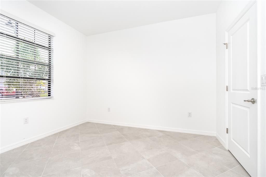 В аренду: $2,400 (3 спален, 3 ванн, 2177 Квадратных фут)