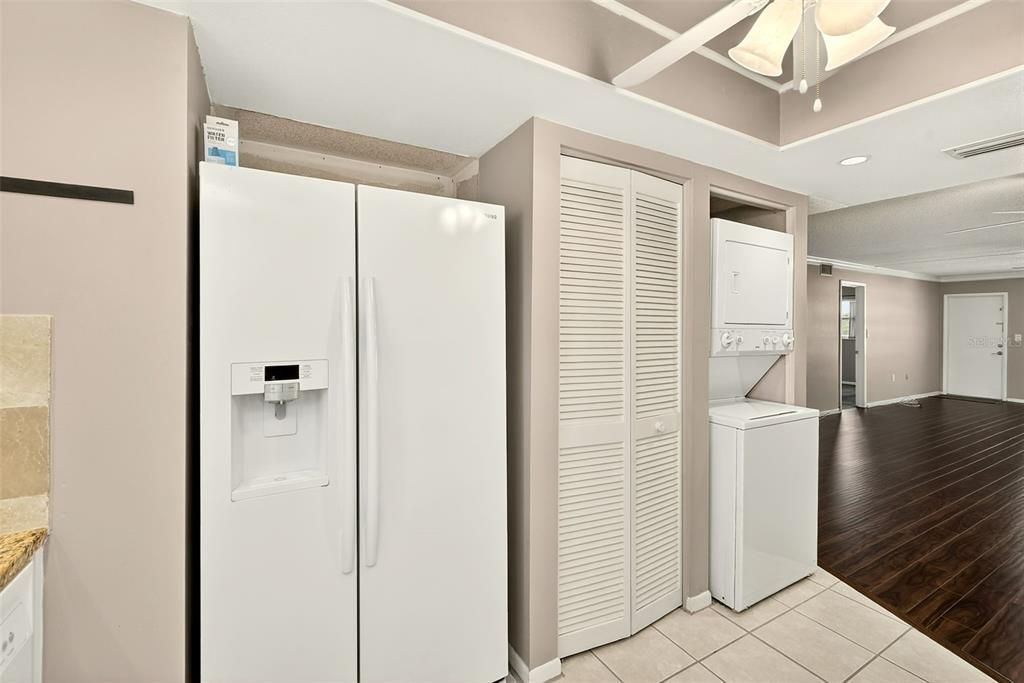 For Sale: $187,000 (2 beds, 2 baths, 1190 Square Feet)
