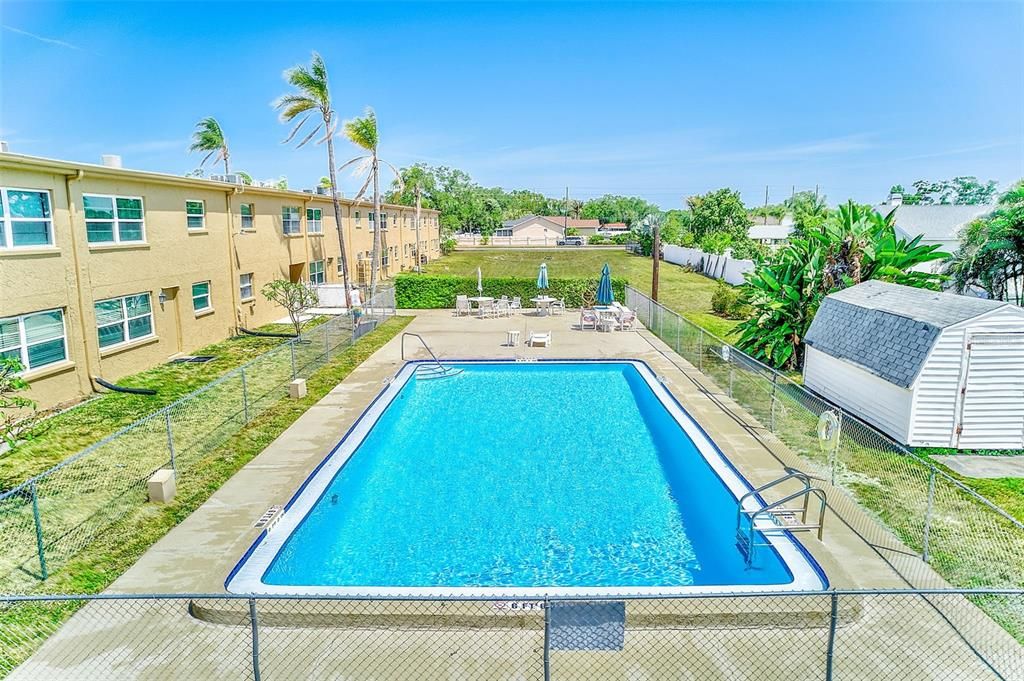 For Sale: $187,000 (2 beds, 2 baths, 1190 Square Feet)