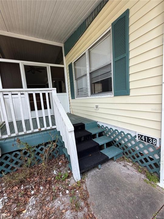 For Sale: $157,000 (2 beds, 2 baths, 1152 Square Feet)