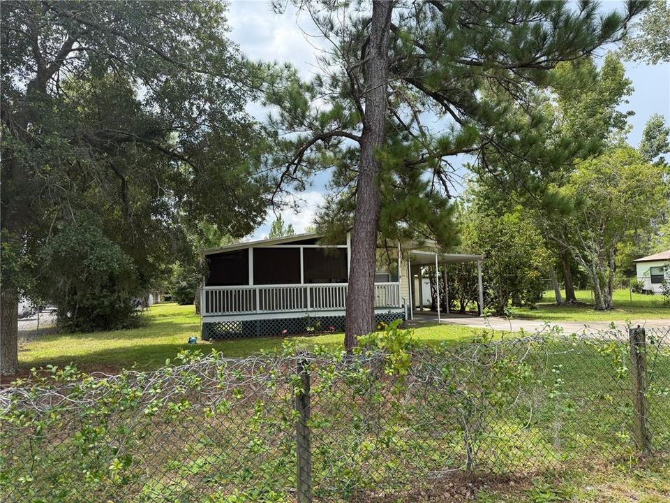 For Sale: $155,500 (2 beds, 2 baths, 1152 Square Feet)