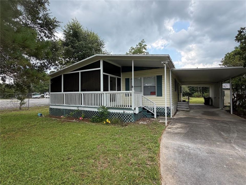 For Sale: $155,500 (2 beds, 2 baths, 1152 Square Feet)