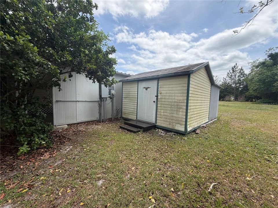 For Sale: $157,000 (2 beds, 2 baths, 1152 Square Feet)