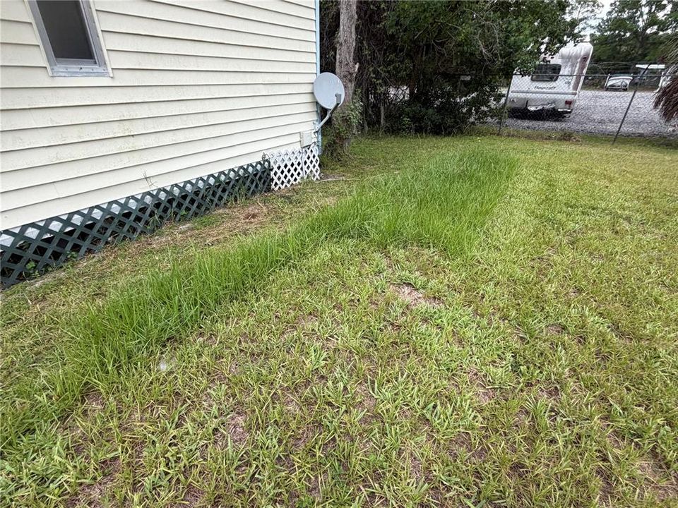 For Sale: $155,500 (2 beds, 2 baths, 1152 Square Feet)
