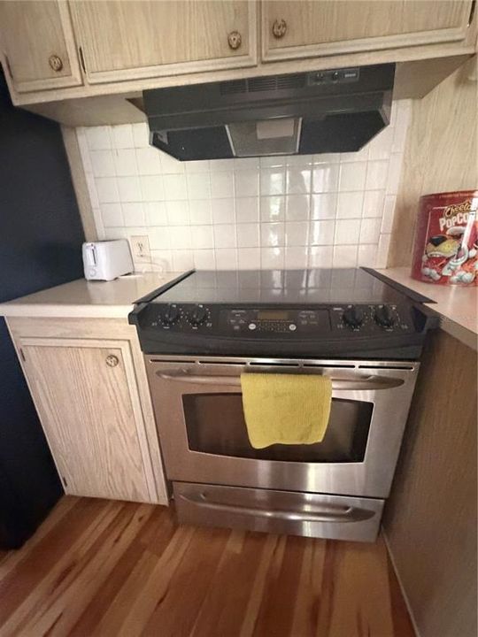 For Sale: $157,000 (2 beds, 2 baths, 1152 Square Feet)