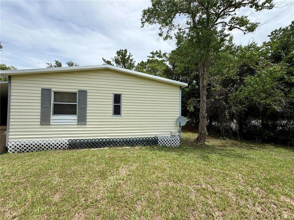 For Sale: $157,000 (2 beds, 2 baths, 1152 Square Feet)