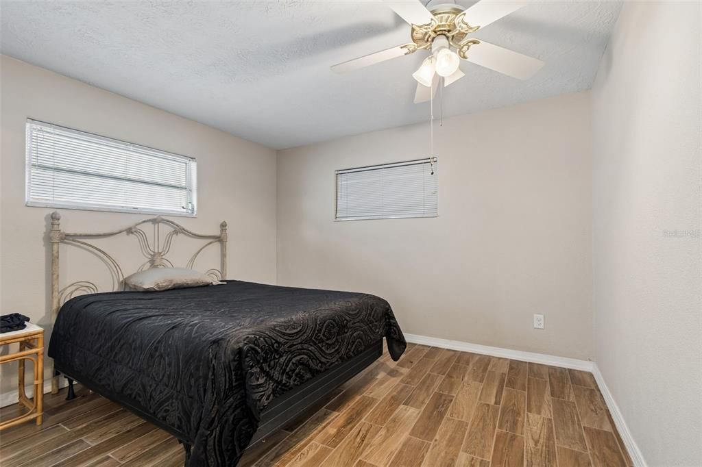 Active With Contract: $1,099,999 (3 beds, 3 baths, 2124 Square Feet)