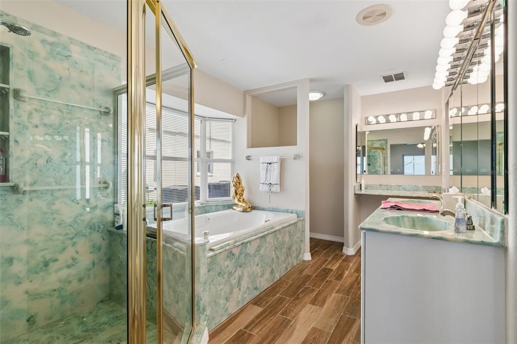 Active With Contract: $1,099,999 (3 beds, 3 baths, 2124 Square Feet)