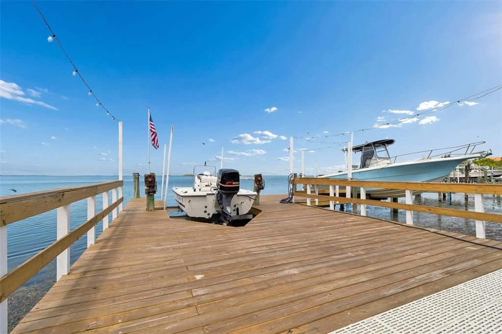 Active With Contract: $1,099,999 (3 beds, 3 baths, 2124 Square Feet)