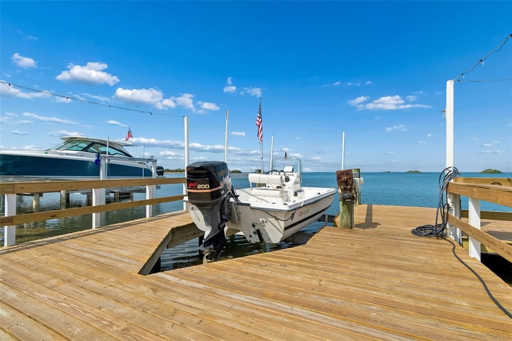Active With Contract: $1,099,999 (3 beds, 3 baths, 2124 Square Feet)