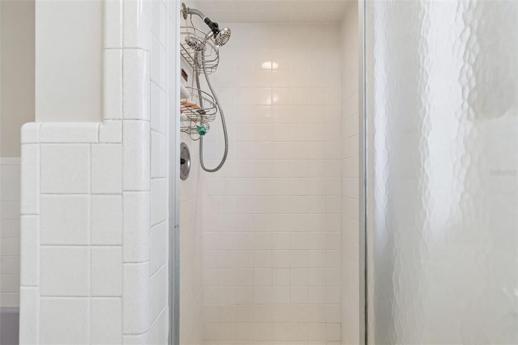 Active With Contract: $1,099,999 (3 beds, 3 baths, 2124 Square Feet)